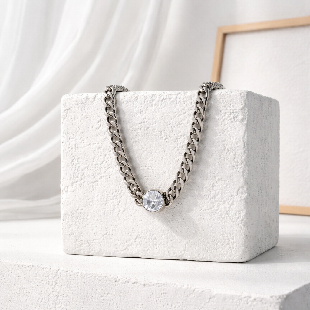 Arda Necklace