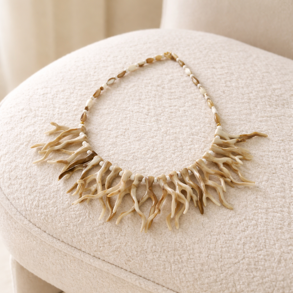 Coral necklace (beige)
