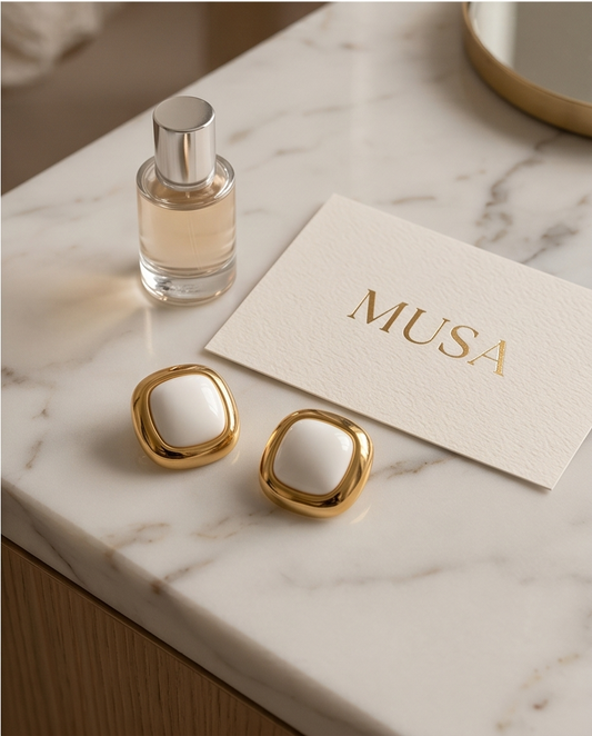 Diana earrings (white)