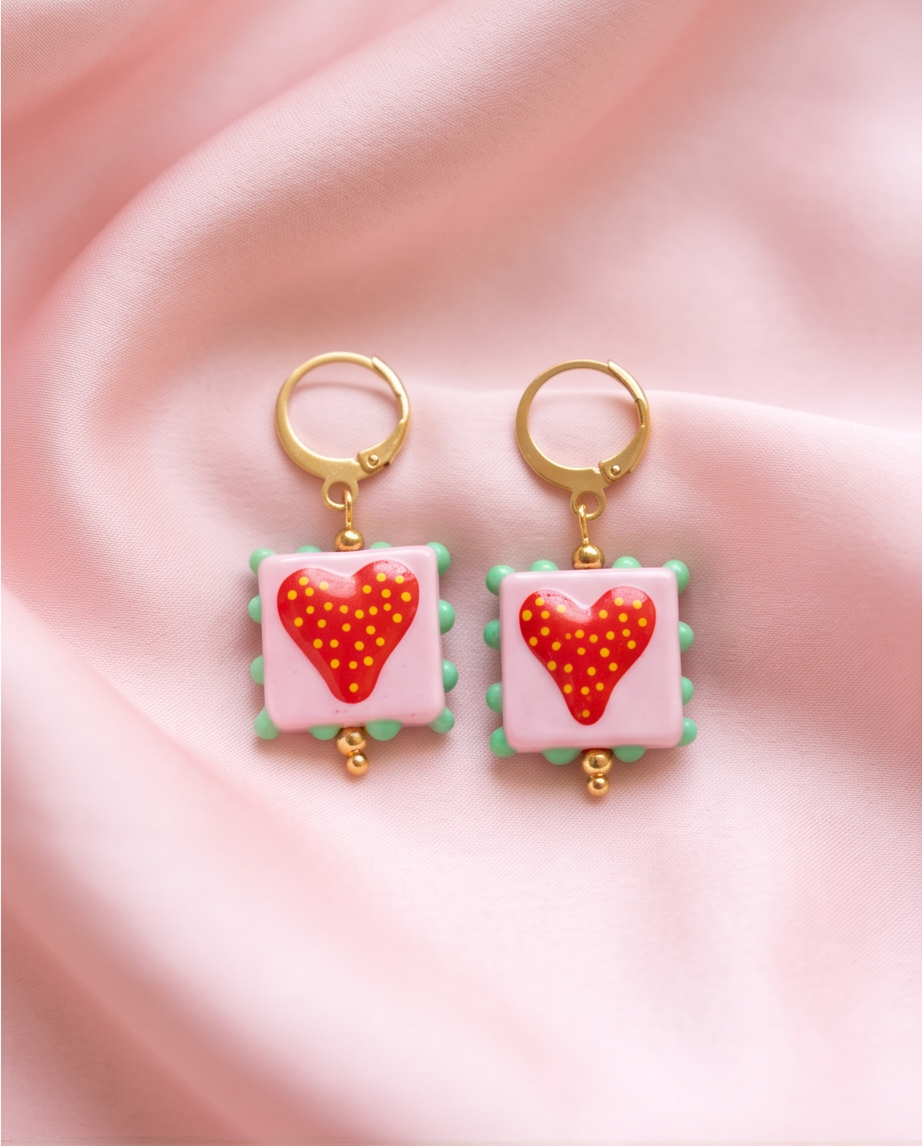 Hearty earrings ( pink)