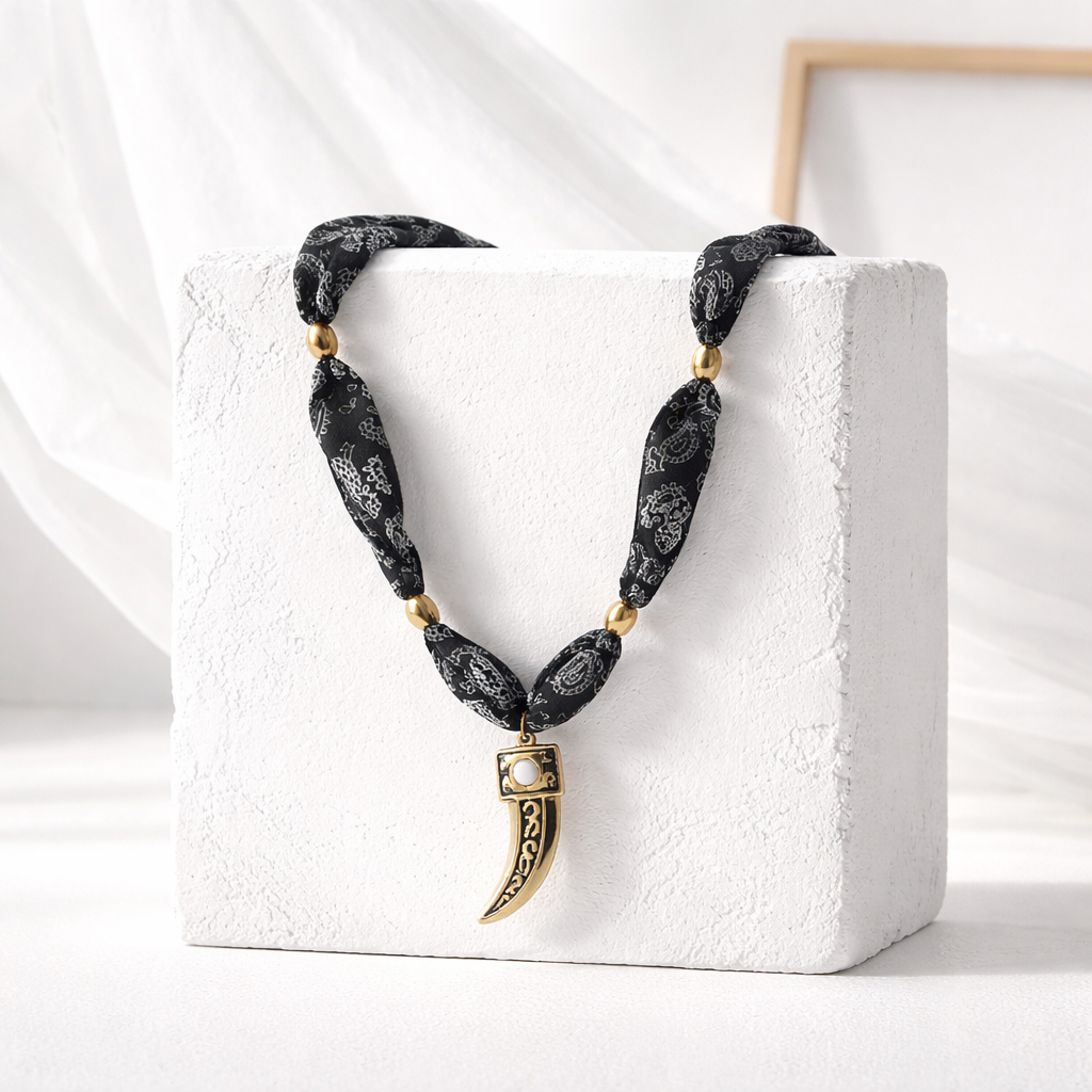Ethnic necklace