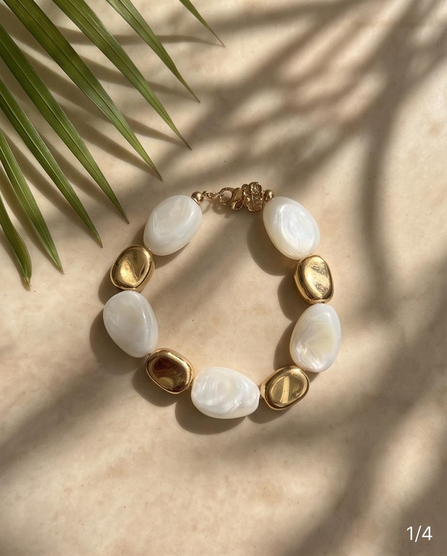 Areti bracelet (white)