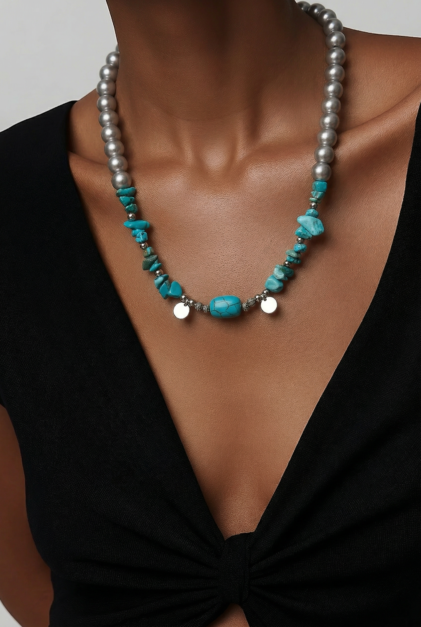 Lousisi necklace