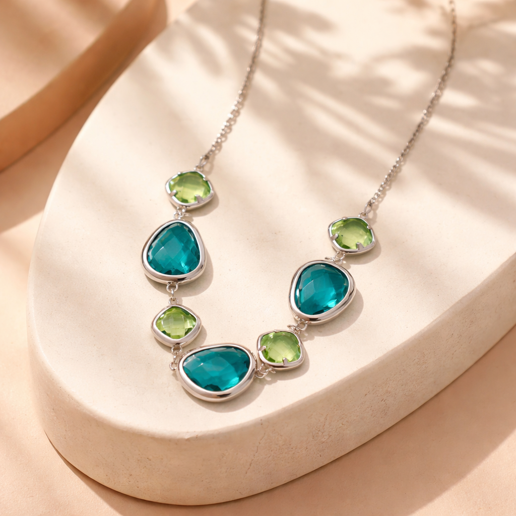 Medina necklace (green)