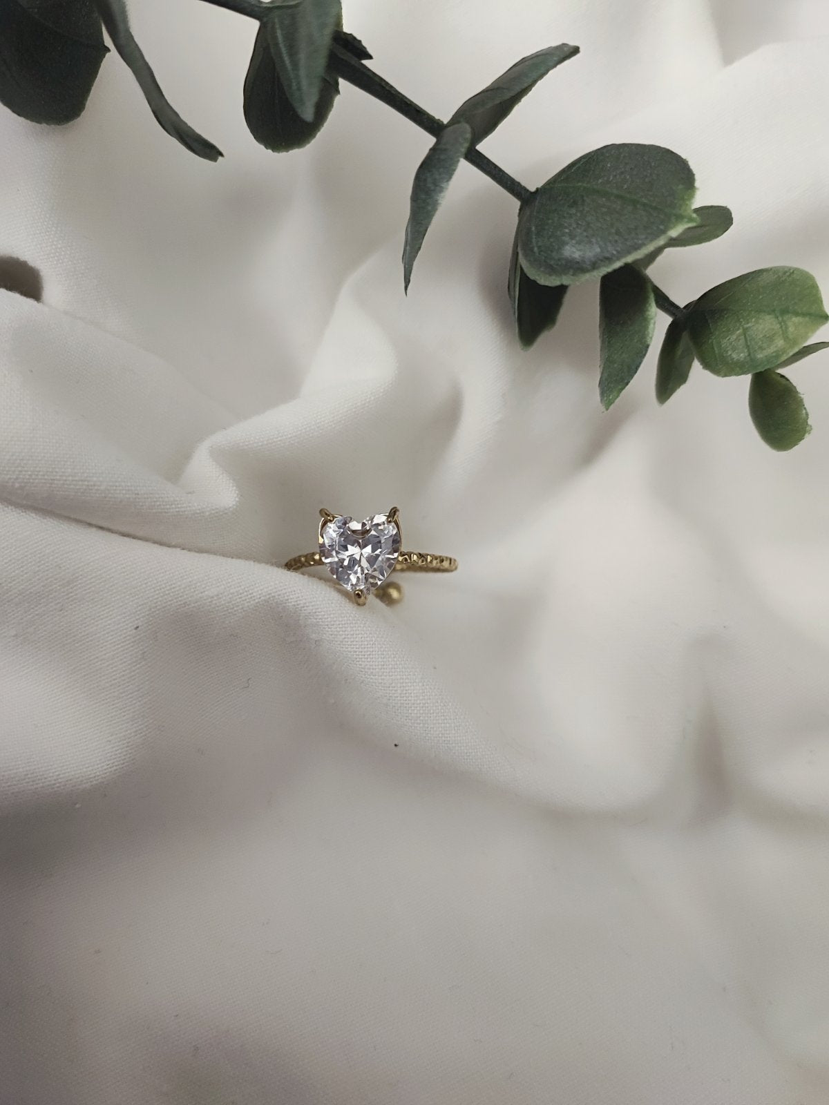 Madeleine Ring