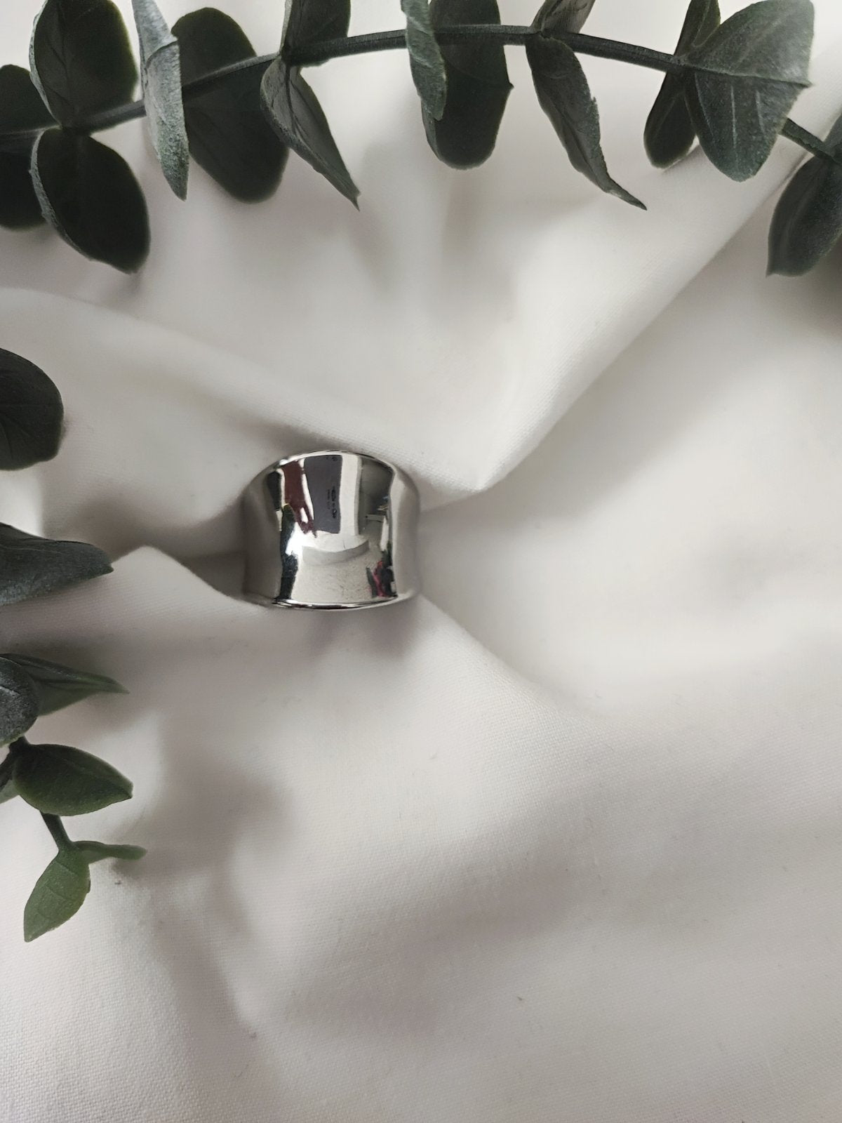Milo Ring